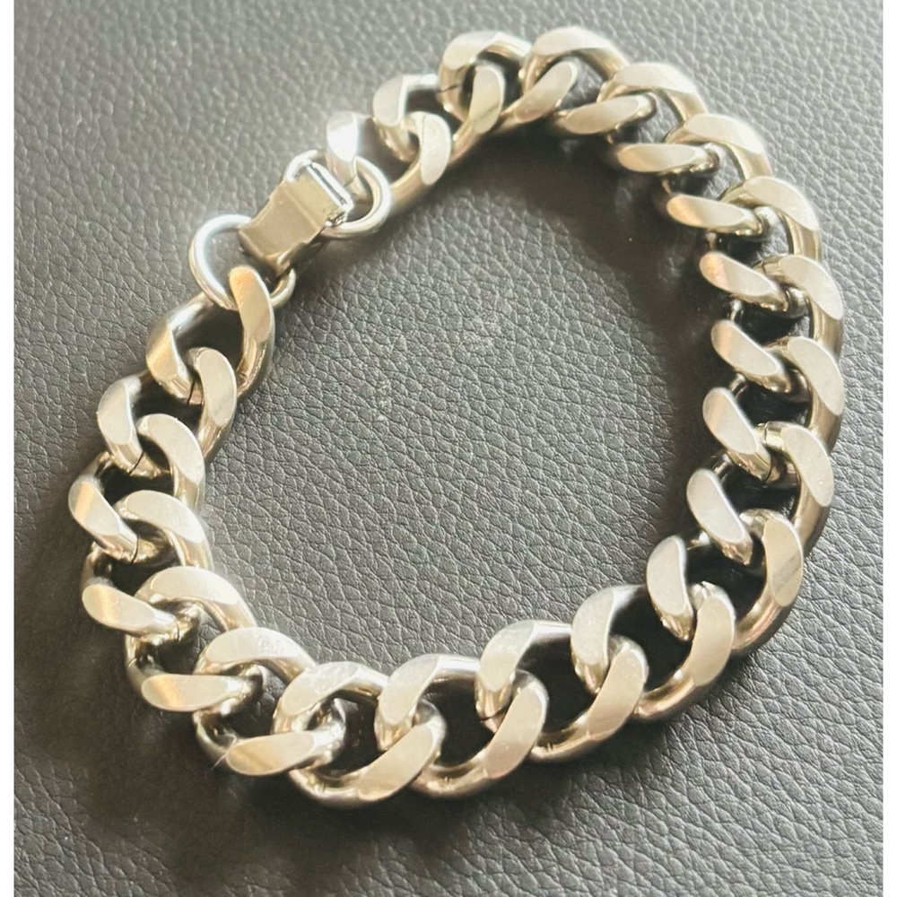 Men's Chunky Cuban Link Bracelet in Polished Silver Tone Secure Clasp